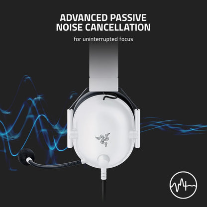 Razer - Multi-Platform Wired Esports Headset (Triforce 50 mm Drivers, Advanced Passive Noise Cancellation, 7.1 Surround Sound, Hyperclear Cardioid Mic)