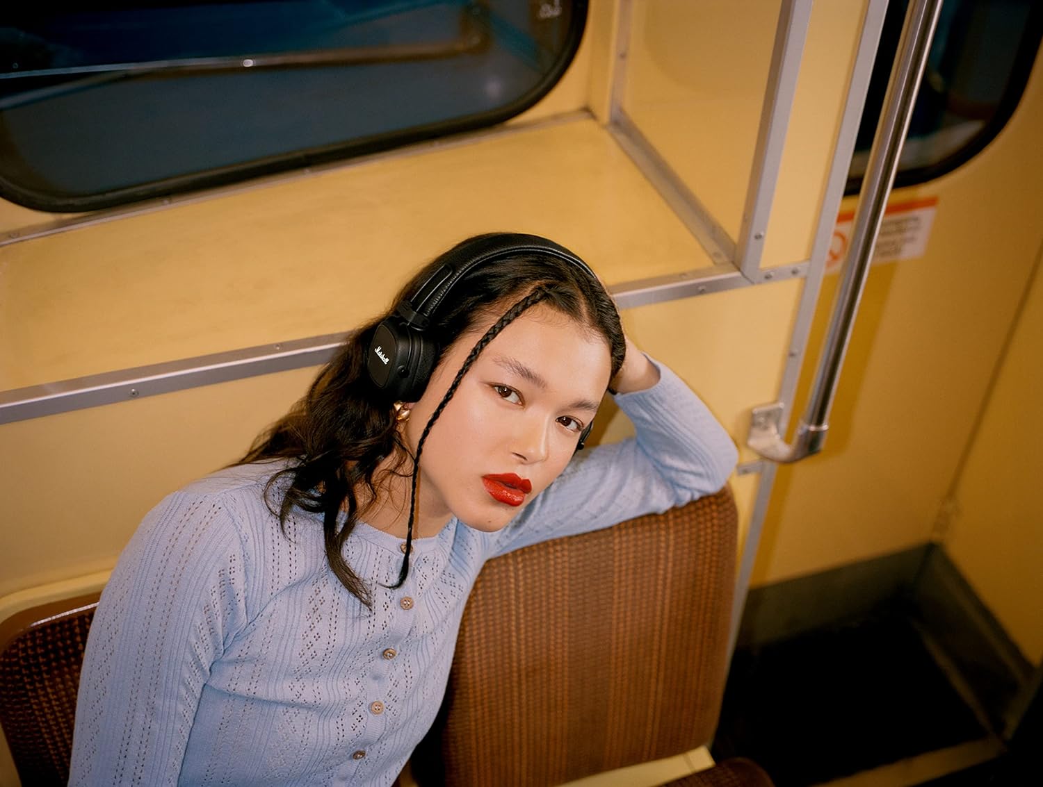 Marshall On Ear Bluetooth Headphones, Wireless Earphones, Foldable, 80+ Hours Wireless playtime