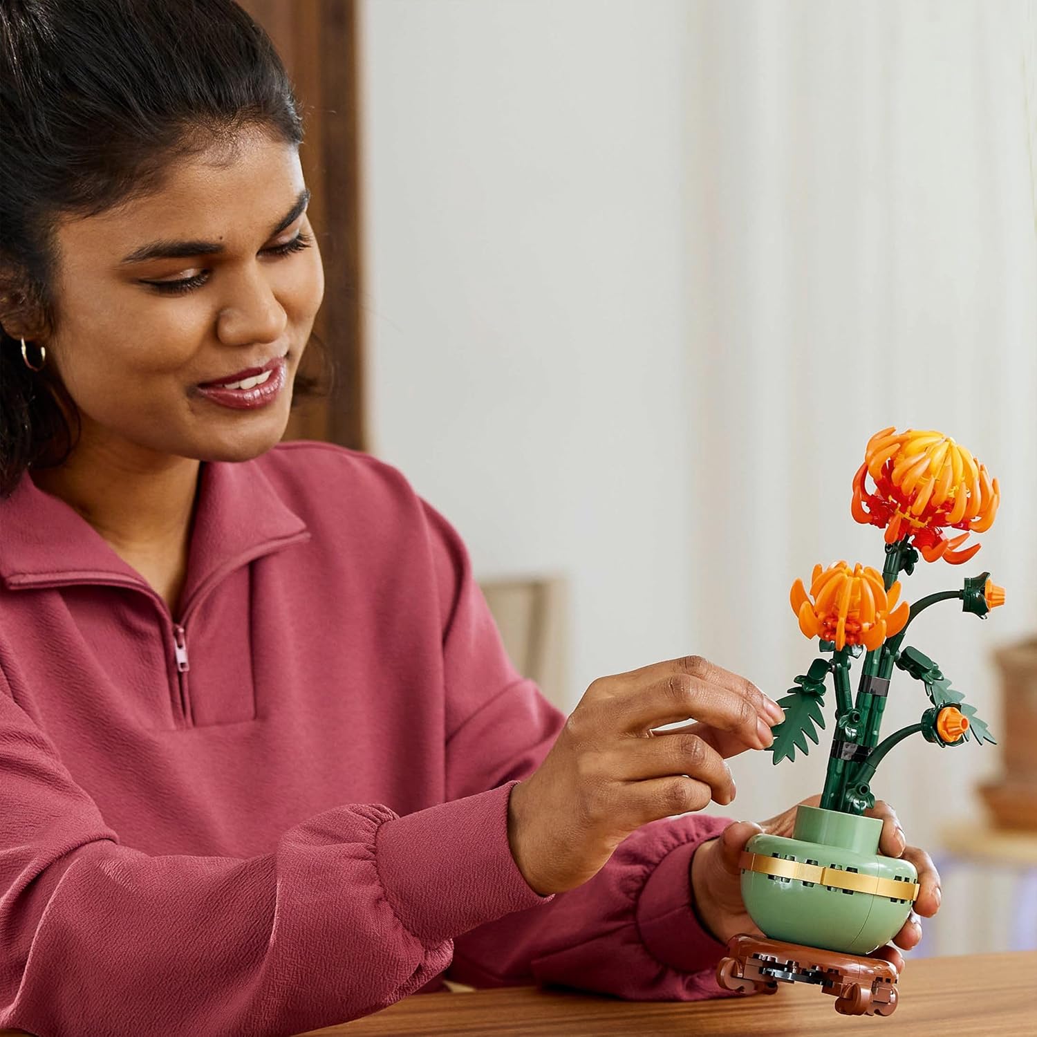 LEGO Botanicals Chrysanthemum Artificial Flower Building Set - Creative Model Kit for Adults to Build - Faux Plant Gift for Women and Men - Home Office Decor from the Botanical Collection - 10368